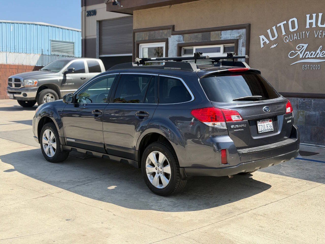 Used 2012 Subaru Outback 2.5i Limited AWD/4WD image 7