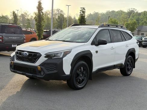 Used 2025 Subaru Outback Wilderness image 7
