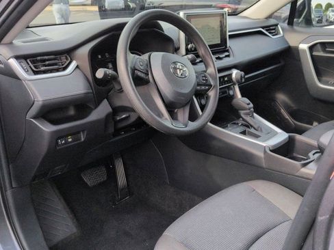 Certified 2025 Toyota RAV4 LE FWD image 9