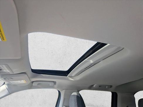 Certified 2022 Ford Maverick XLT image 17