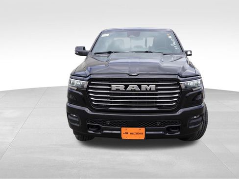 New 2026 RAM 1500 Laramie w/ Laramie Preferred Package AWD/4WD image 8