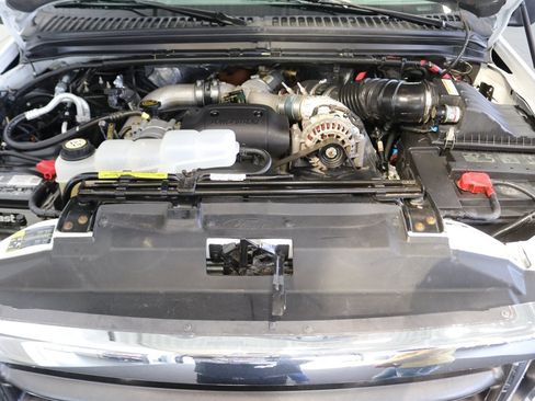 Used 2002 Ford F250 XLT image 16