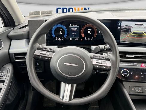 Used 2025 Hyundai Sonata SEL FWD image 19