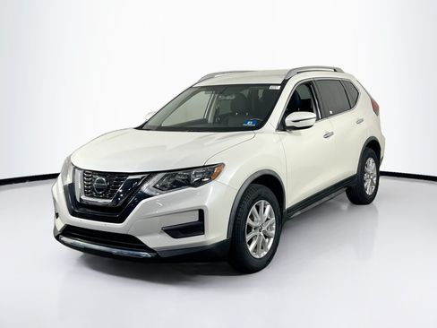 Used 2018 Nissan Rogue SV AWD/4WD image 1