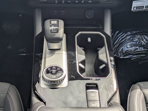 New 2026 Mitsubishi Outlander SE AWD/4WD image 18