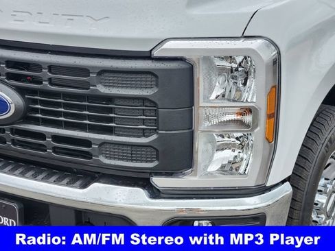 New 2026 Ford F250 XL w/ XL Chrome Package RWD image 8