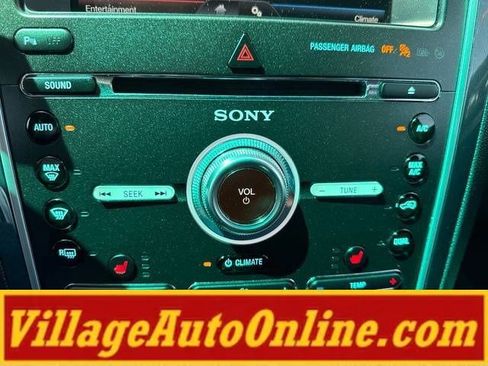 Used 2016 Ford Explorer Sport AWD/4WD image 29