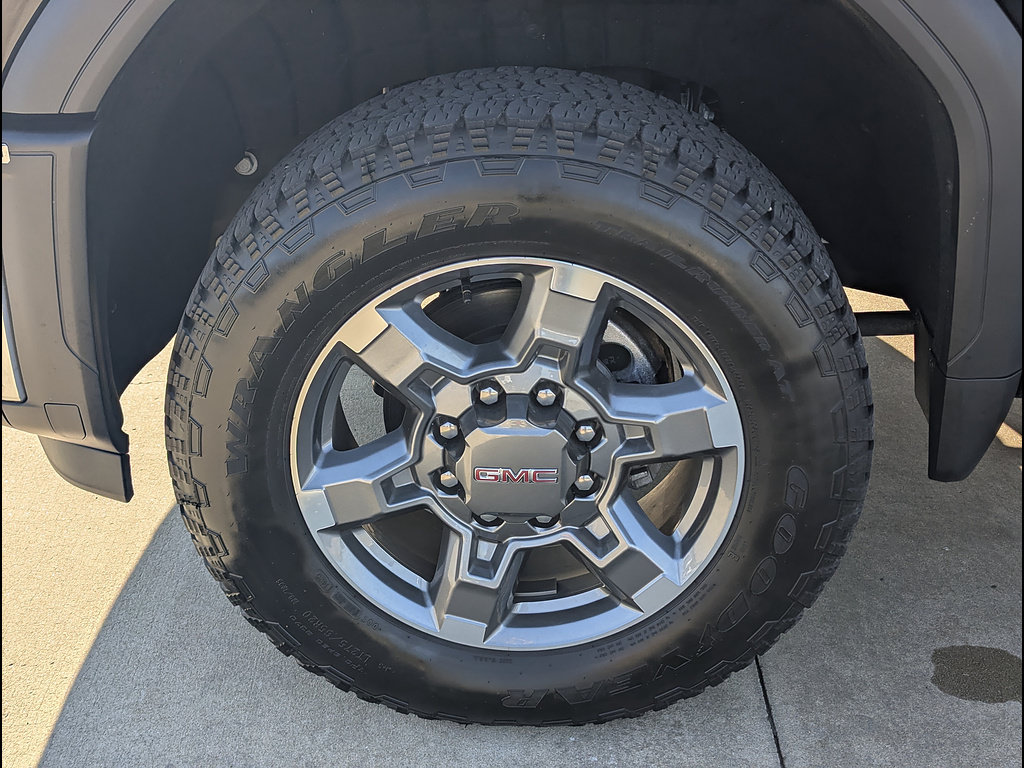 Certified 2025 GMC Sierra 2500 SLE AWD/4WD image 15