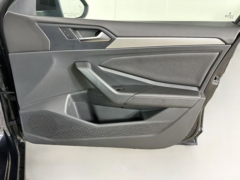 Used 2024 Volkswagen Jetta S image 30