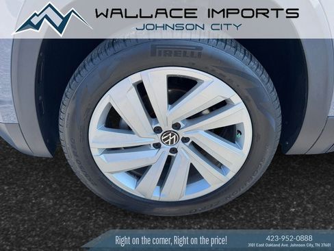 Used 2022 Volkswagen Atlas Cross Sport SE AWD/4WD image 9