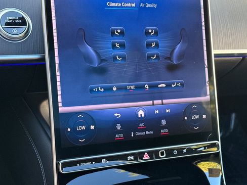 Certified 2025 Mercedes-Benz S 580 4MATIC Sedan image 21