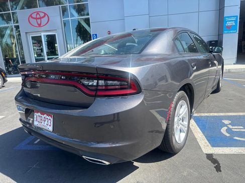 Used 2022 Dodge Charger SXT w/ Leather Interior Group RWD image 6