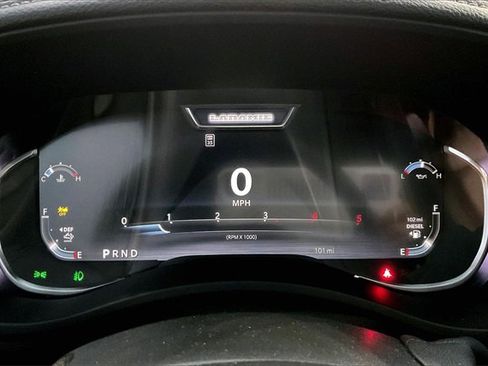 Used 2025 RAM 2500 Laramie image 22