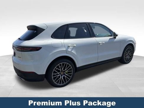 Used 2019 Porsche Cayenne Base image 6