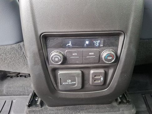 Used 2023 Buick Enclave Essence w/ Experience Buick Package AWD/4WD image 11