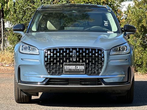 New 2024 Lincoln Corsair Reserve w/ Equipment Group 202A image 3