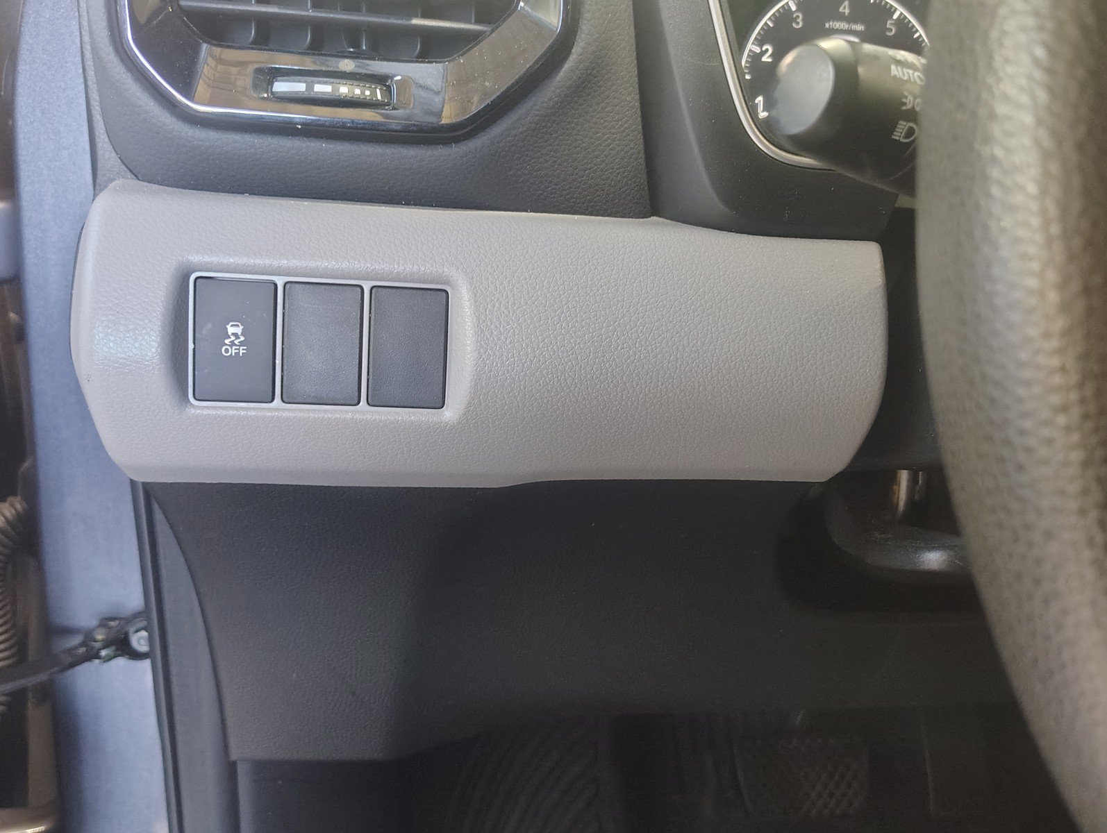 Used 2023 Honda Pilot LX image 22