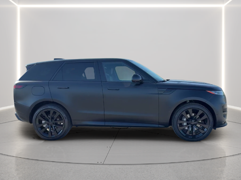 New 2027 Land Rover Range Rover Sport Dynamic SE AWD/4WD image 4