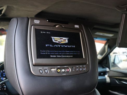 Used 2016 Cadillac Escalade Platinum AWD/4WD image 14