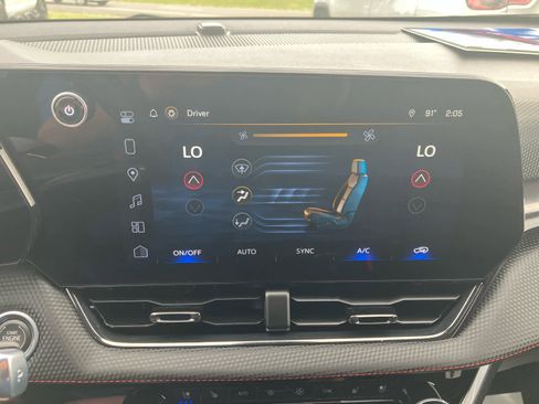 Used 2026 Chevrolet Equinox RS w/ Convenience Package III FWD image 28