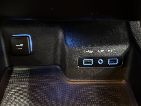 Used 2018 Dodge Durango R/T w/ Technology Group image 21