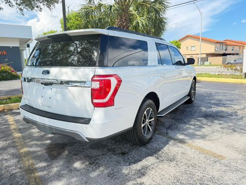 Used 2021 Ford Expedition Max XLT RWD image 9