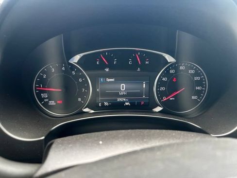Used 2024 GMC Terrain SLE FWD image 10