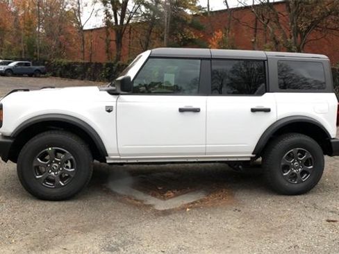 New 2024 Ford Bronco Big Bend image 8