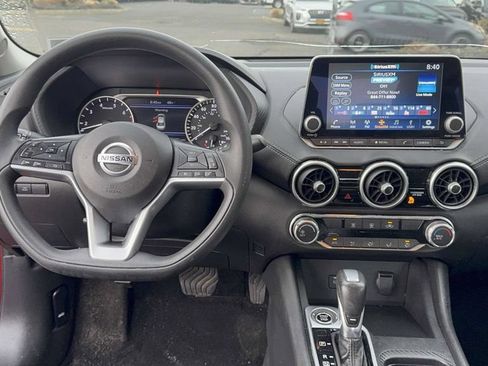 Used 2023 Nissan Sentra SV FWD image 11
