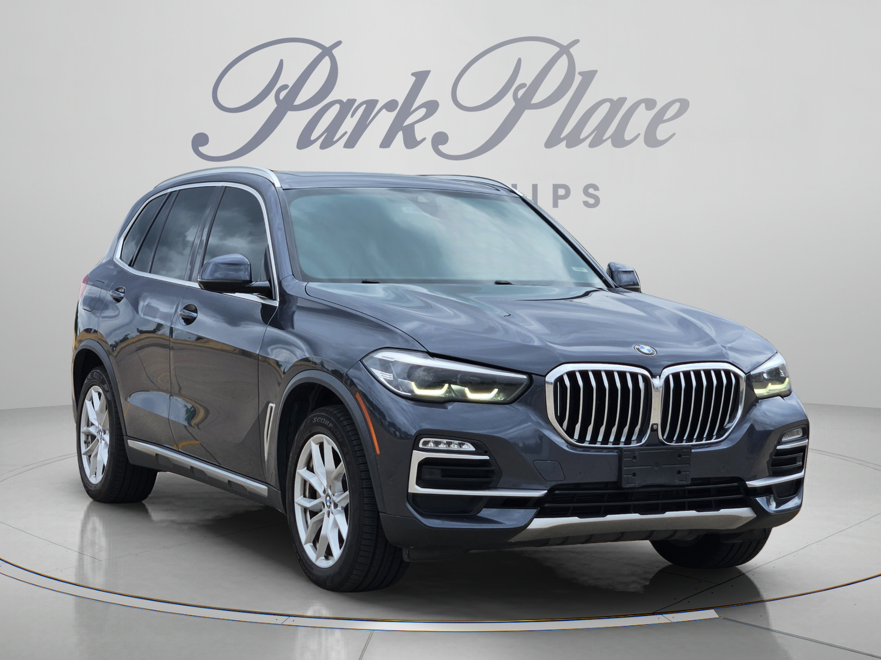 Used 2020 BMW X5 xDrive40i w/ Convenience Package AWD/4WD image 4