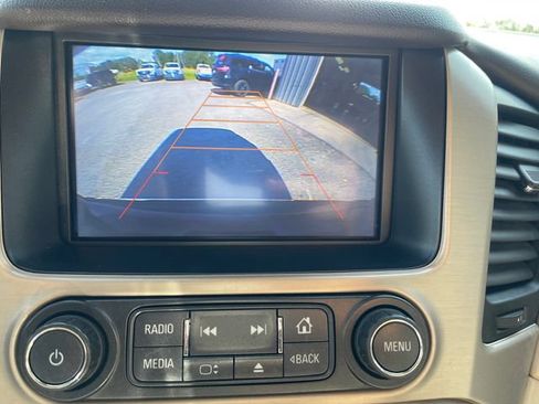 Used 2016 GMC Yukon XL Denali w/ Open Road Package AWD/4WD image 23