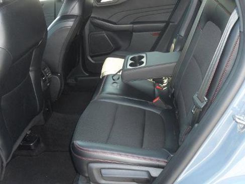 Used 2025 Ford Escape ST-Line Select image 10
