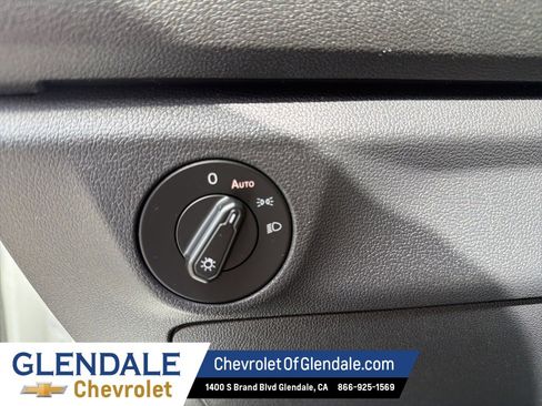 Used 2019 Volkswagen Jetta SE image 15