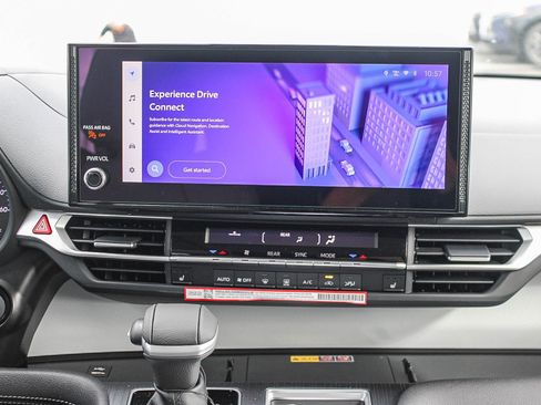 New 2026 Toyota Sienna XLE image 15