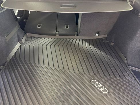 Used 2025 Audi Q5 Premium Plus w/ Premium Plus AWD/4WD image 14