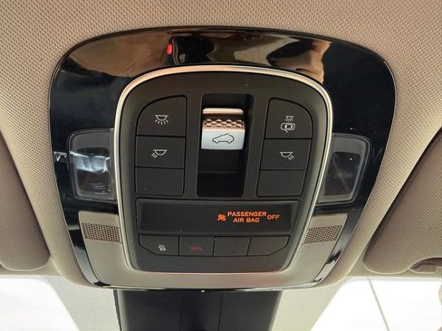 Used 2022 Hyundai Santa Fe SEL Premium image 30