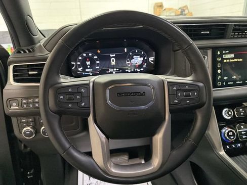 Certified 2023 GMC Yukon Denali AWD/4WD image 14