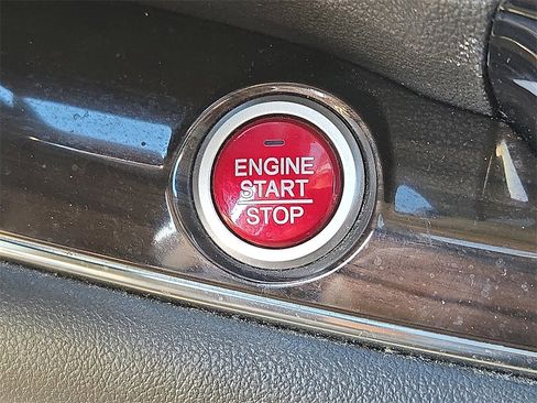 Used 2016 Honda CR-V EX-L image 24