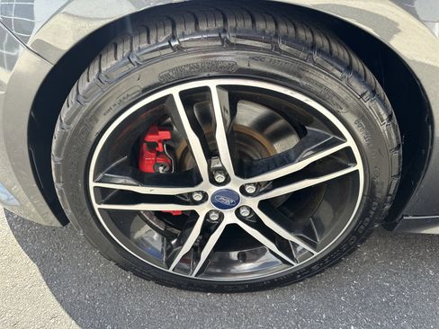Used 2018 Ford Focus ST FWD image 30