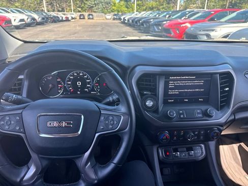 Used 2023 GMC Acadia AT4 w/ Technology Package AWD/4WD image 7