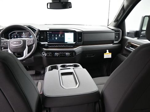 New 2026 GMC Sierra 3500 SLE w/ SLE Value Package image 25