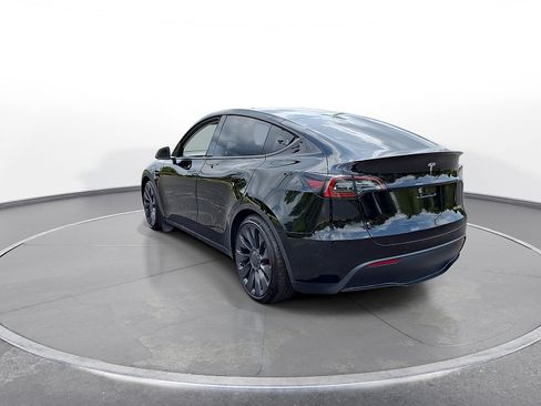 Used 2023 Tesla Model Y Performance AWD/4WD image 6