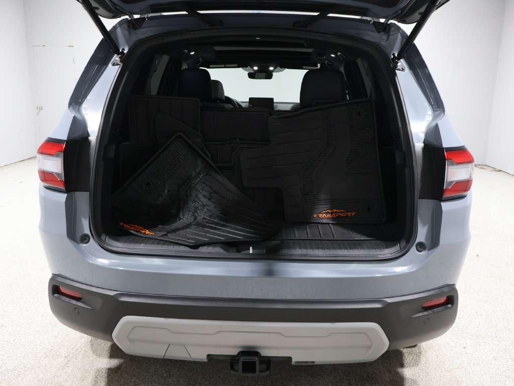Used 2025 Honda Pilot TrailSport image 20