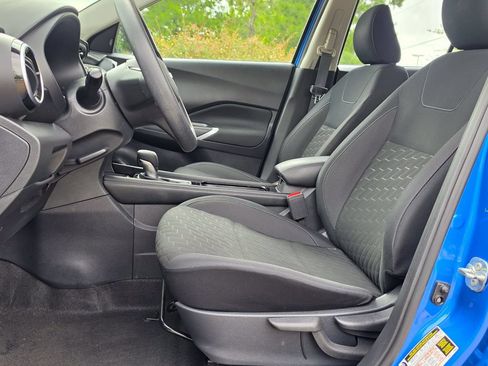 Used 2023 Nissan Kicks SV FWD image 16