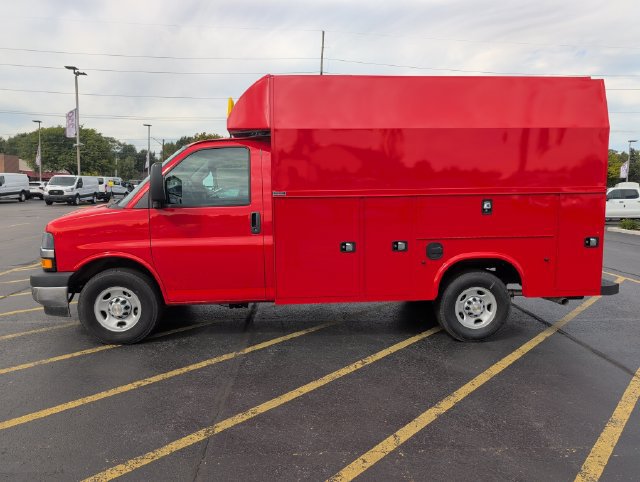 New 2026 Chevrolet Express 3500 w/ Power Convenience Package RWD image 2
