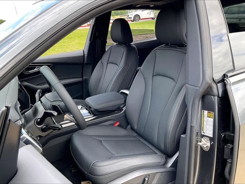 Used 2026 Audi Q8 Premium Plus AWD/4WD image 8