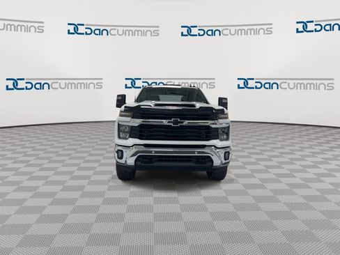 Used 2025 Chevrolet Silverado 2500 LT w/ All Star Edition AWD/4WD image 3