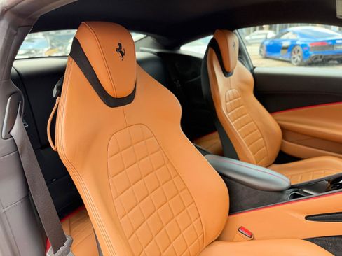 Used 2022 Ferrari Roma RWD image 48