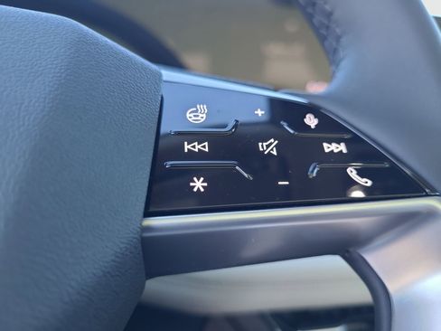 New 2025 Audi A6 e-tron Premium Plus image 22