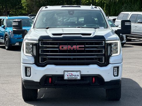 Used 2022 GMC Sierra 2500 AT4 w/ AT4 Premium Plus Package AWD/4WD image 9